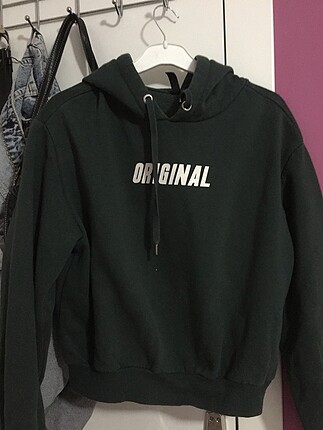 H&M sweatshirt