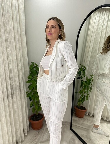 l Beden beyaz Renk Blazer Ceket Çizgi Desenli Takım