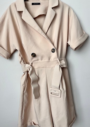 Bej Kısa Kollu Mini Tulum - Görsel 2