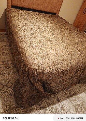 Parlak Kahverengi Yatak Örtüsü sıfır ürün - Görsel 9