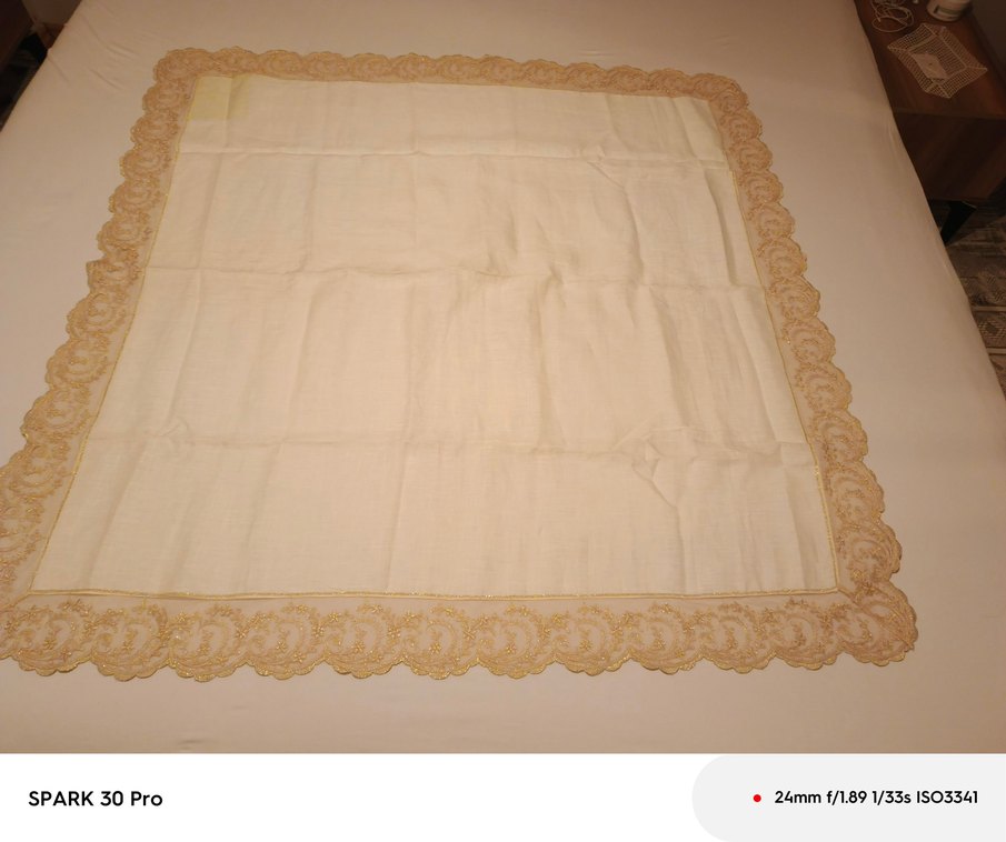 Bej Nakışlı Masa Örtüsü - Görsel 5