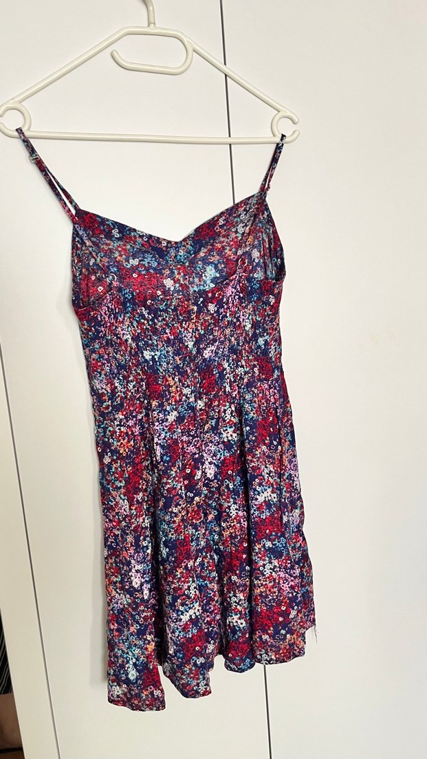 Çiçek Desenli Askılı Elbise - Görsel 3