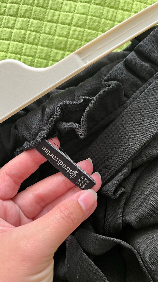 Siyah Kemerli Mini Şort - Görsel 2