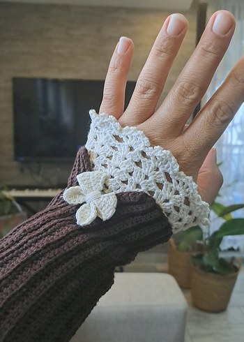 Dantel Detaylı Örgü Kadın Eldiveni - Görsel 2
