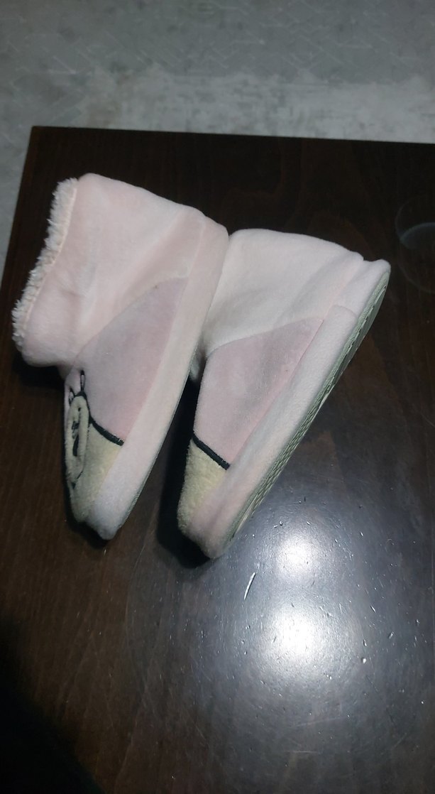 Pembemsi Kız Çocuk Kürklü Nakışlı Terlik - Görsel 2