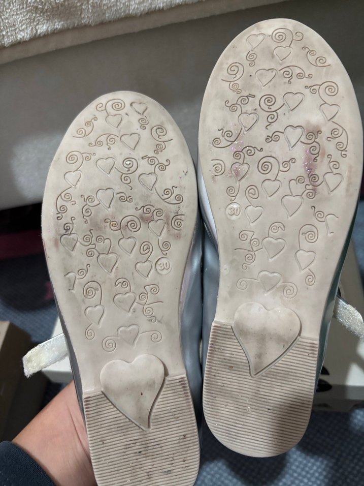 Tokalı Gri Metalik Kız Babet Ayakkabı - Görsel 3