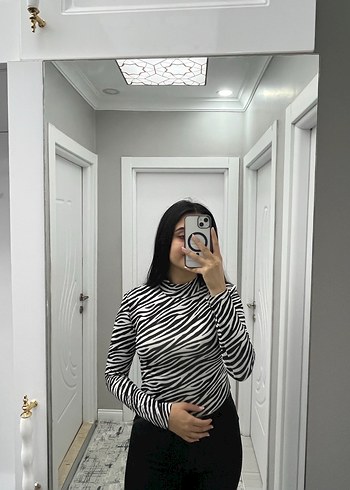 Trendyol & Milla Zebra Desenli Uzun Kollu Bluz