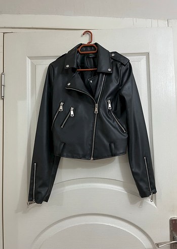 Siyah Deri Biker Ceket Kadın