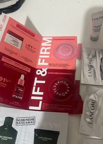 Kadın Cilt Bakım Ürünleri Örnek Seti - Görsel 3