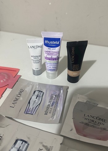 Kadın Cilt Bakım Ürünleri Örnek Seti - Görsel 4