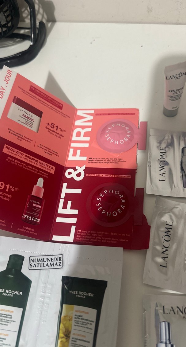 Kadın Cilt Bakım Ürünleri Örnek Seti - Görsel 3