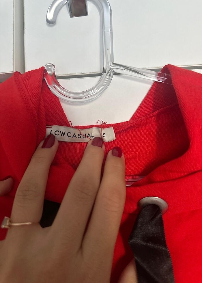 Lc Waikiki Kırmızı sweatshirt - Görsel 2