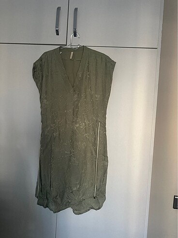 Yargıcı elbise - Görsel 5