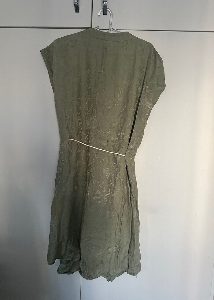 Yargıcı elbise - Görsel 3