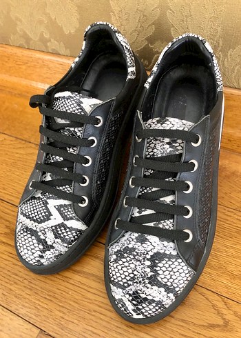 GERÇEK DERİ YURDIŞINDAN - Görsel 2