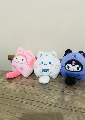 Sanrio karakterleri peluş charmlar