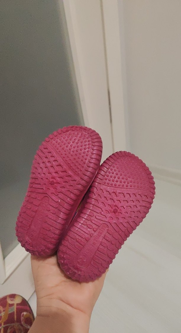 Renkli yapışkanlı Kız Çocuk Ev Terliği - Görsel 3