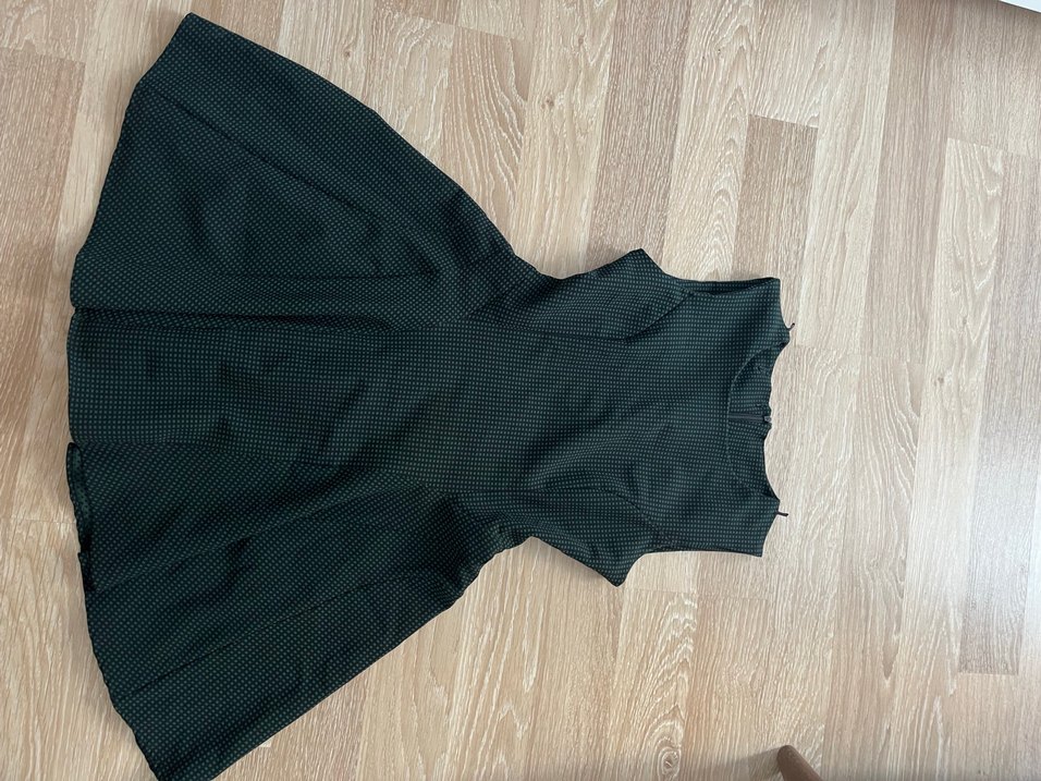 Kolsuz haki yeşili Kadın Elbise - Görsel 2