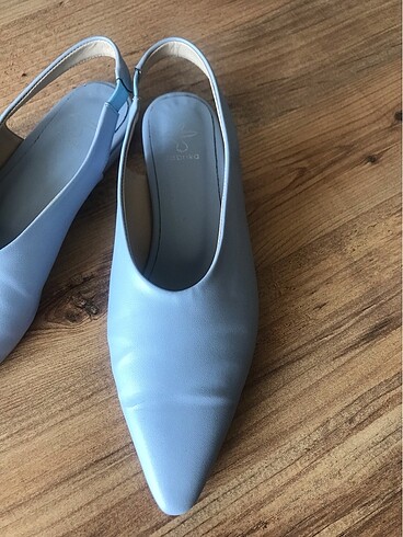 Fabrika marka ayakkabı - Görsel 2