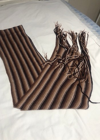 Kahverengi Ponponlu Örgü Kadın Bere ve atkı - Görsel 3