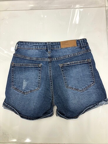 Pull and Bear Pull and bear XS bedene uygun jean şort