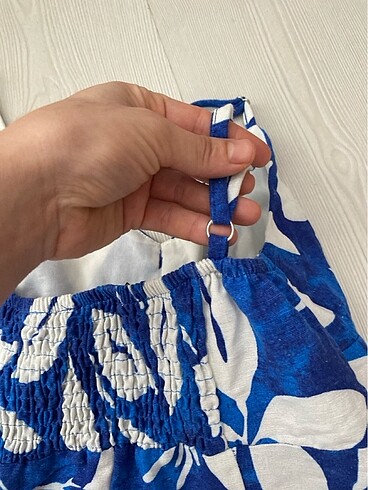 Askılı midi elbise - Görsel 10