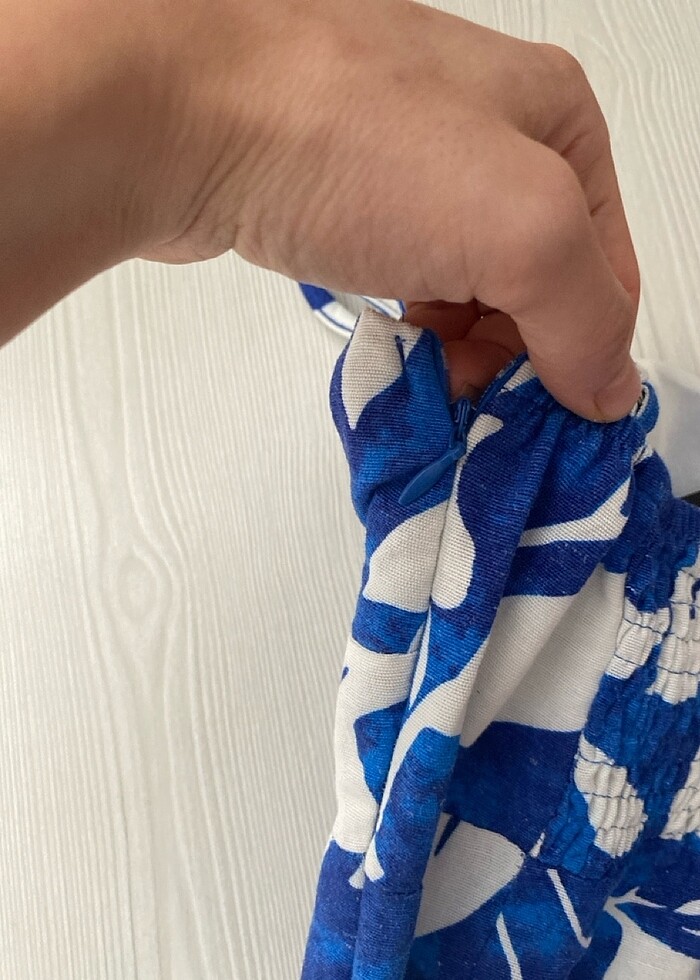 Askılı midi elbise - Görsel 5