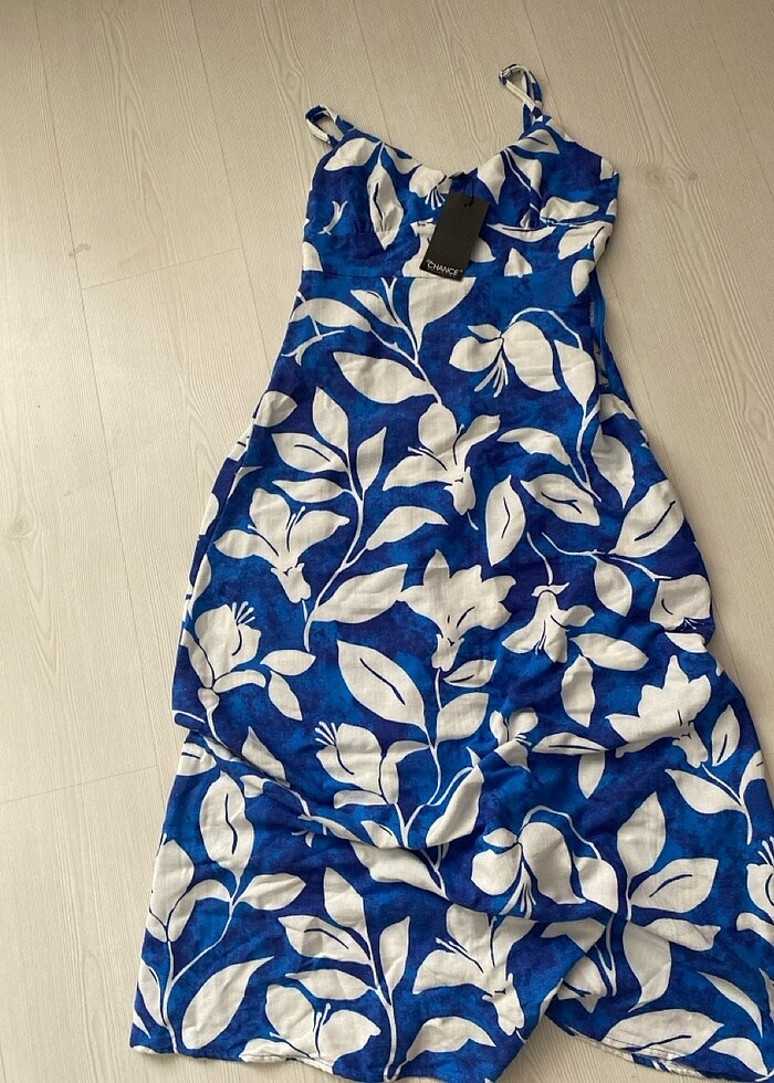 Askılı midi elbise - Görsel 2