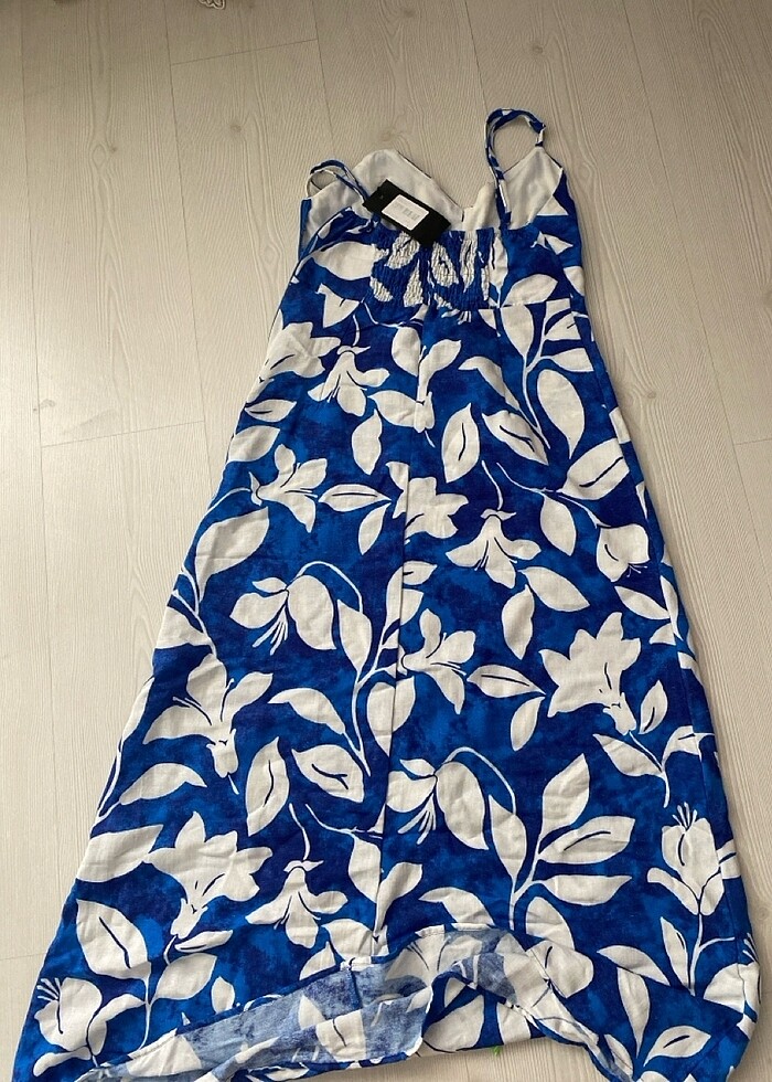 Askılı midi elbise - Görsel 3