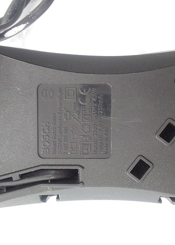 Bosch Siyah Şarj Cihazı fotoda göründüğü gibi son foto model var - Görsel 3
