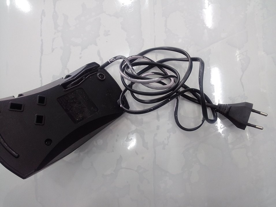 Bosch Siyah Şarj Cihazı fotoda göründüğü gibi son foto model var - Görsel 4