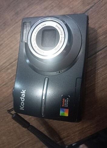 Kodak fotoğraf makinesi 6.2 megapixel 32gb hafıza kartı dahil