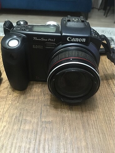 Canon 8 megapiksel fotoğraf makinesi