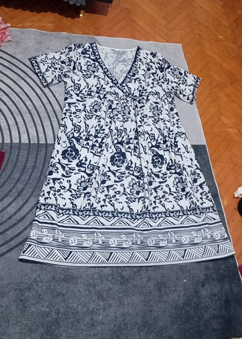 Gri Bohem V Yakalı Kısa Kollu Midi Elbise
