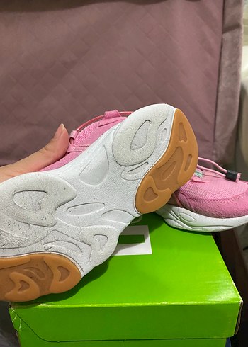 30 Beden pembe Renk Pembe Bağcıklı Kız Sneakerları