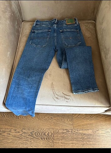 Tommy Hilfiger TOMMY HILFIGER DENIM PANTOLON.152 cm.