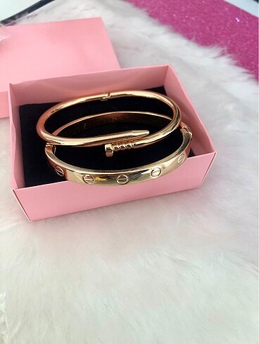 Diğer Cartier Kelepçe bileklik