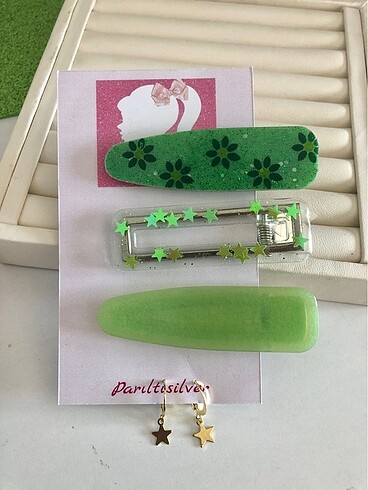 Accessorize Yeşil toka küpe set