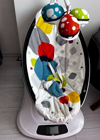 Renkli Bebek Salıncağı ve Sepeti