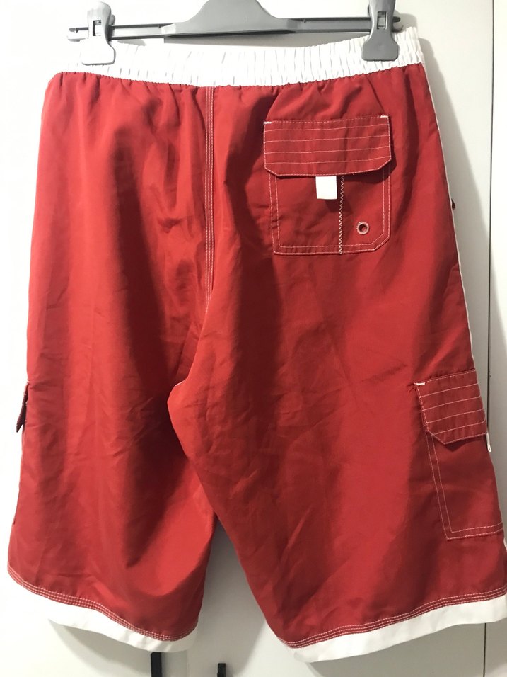 Kemerli Kırmızı Erkek Midi Boy Deniz Şortu - Görsel 2