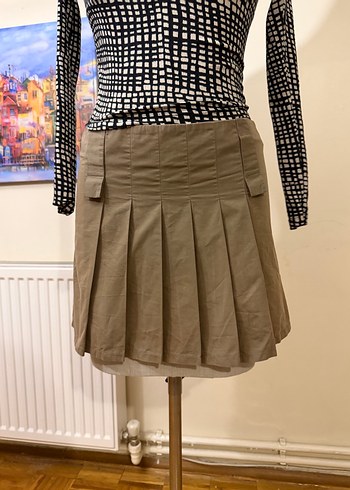 Bej Pileli Mini Etek - Görsel 2