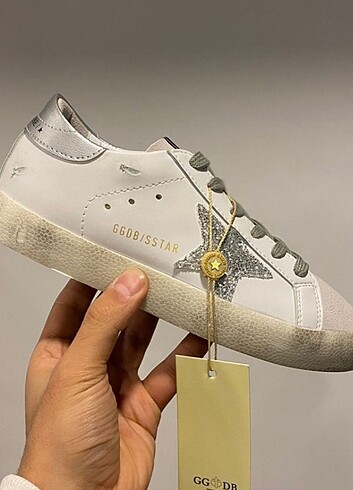 38 Beden beyaz Renk GOLDEN GOOSE KATOLOG