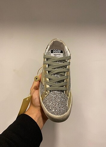 38 Beden beyaz Renk Golden Goose