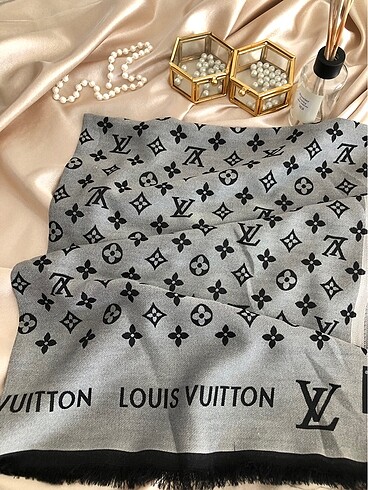 Louis Vuitton LV desen şal