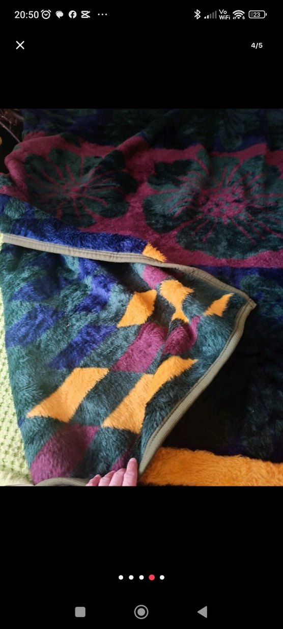 Çok Renkli Batik Desenli Battaniye - Görsel 4