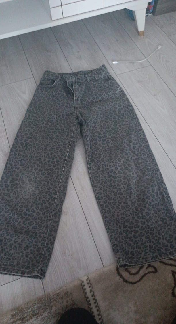 Gri Desenli Bol kesim Jena cocuk - Görsel 2