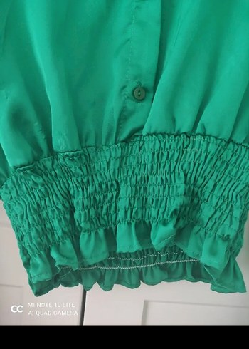 Yeşil V Yaka Düğmeli Mini Gömlek - Görsel 3