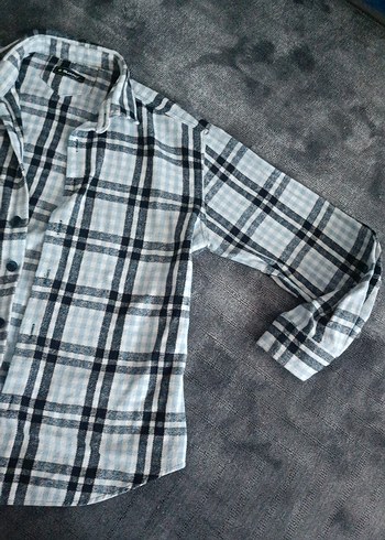 Erkek  Gri Düğmeli Kısa Kollu Gömlek - Görsel 2