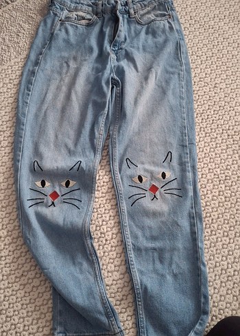 Diğer Kedi İslemeli Acik Mavi Denim Jean