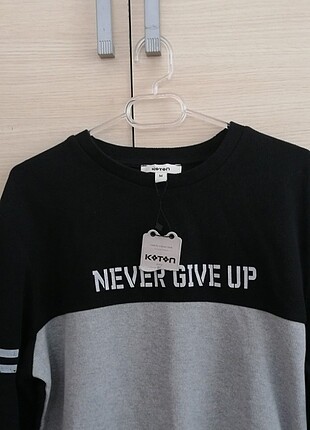 l Beden siyah Renk Never gıve up sweatshirt